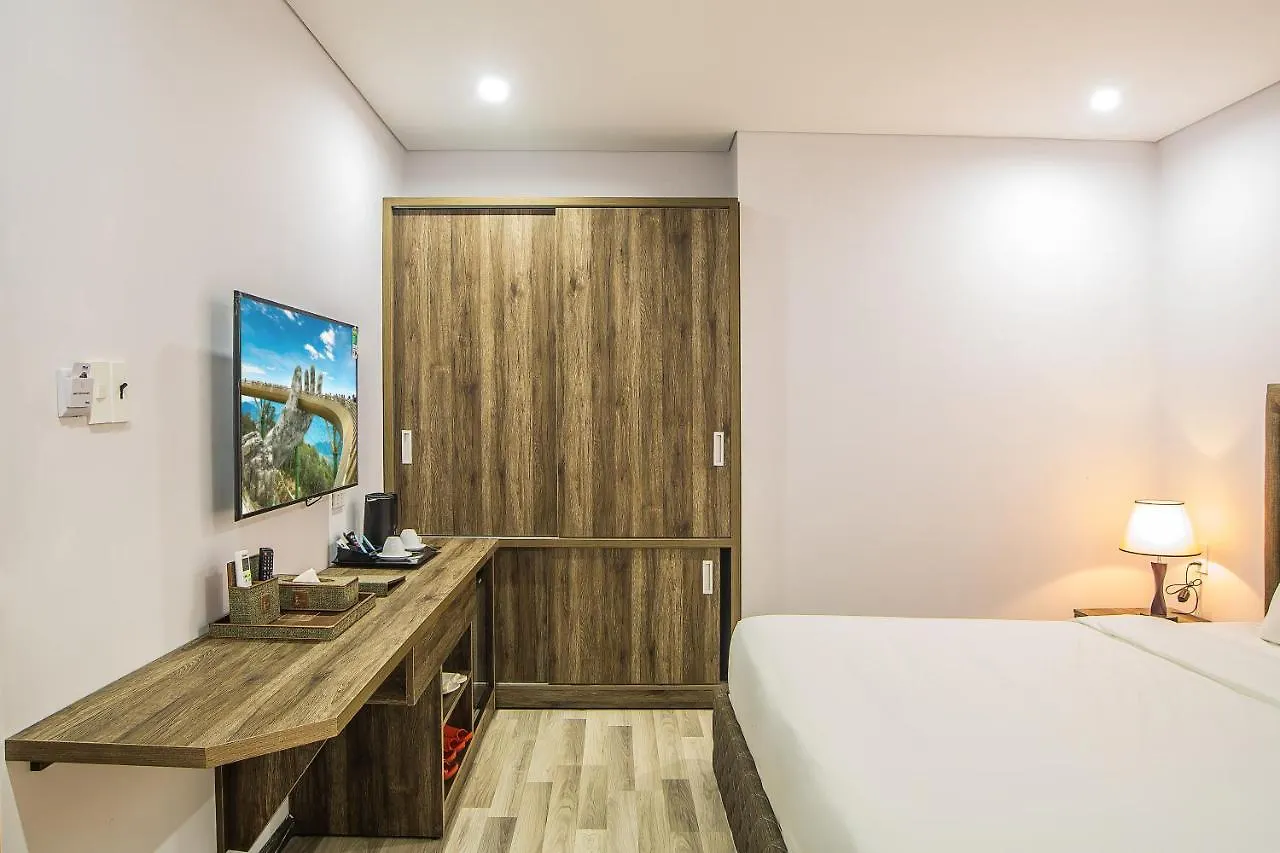 Sea Light Hotel Da Nang 4*,  Vietnam