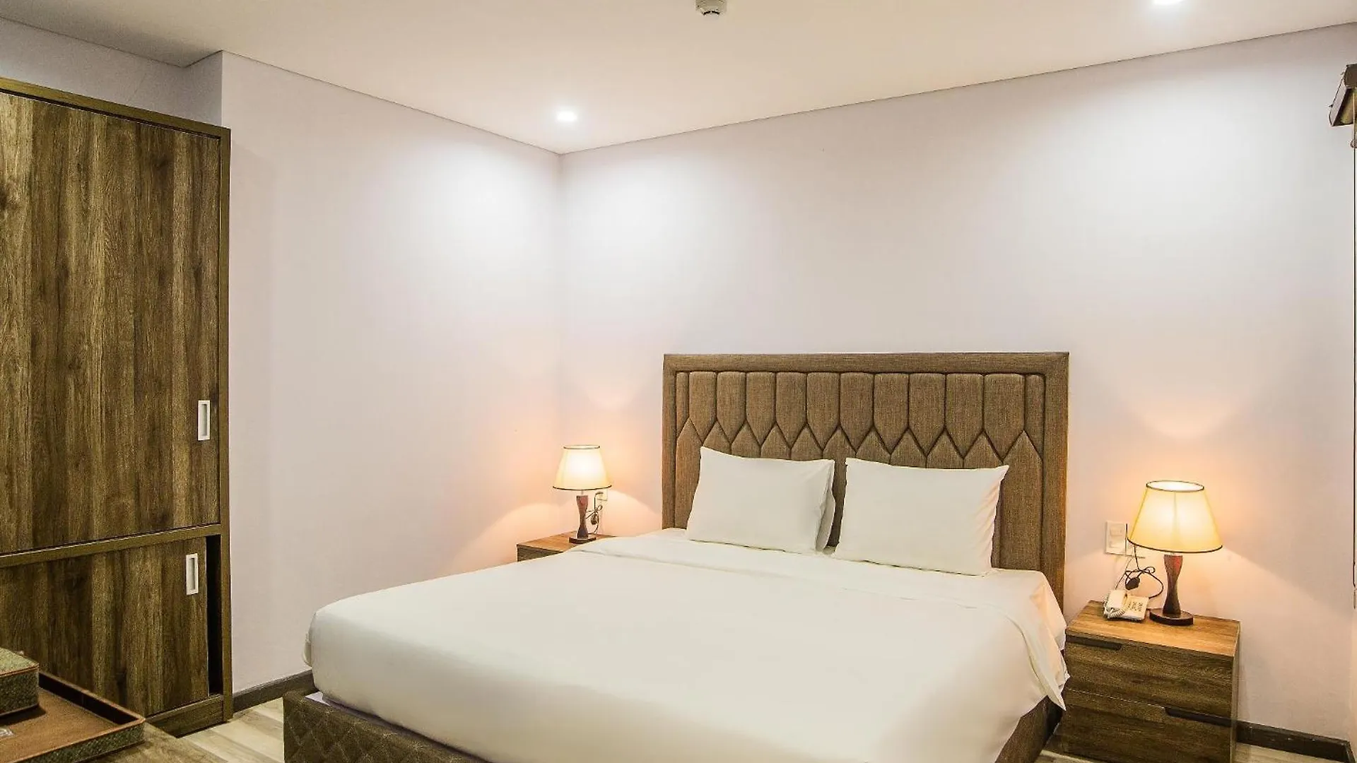 Sea Light Hotel Da Nang